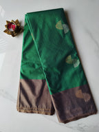 Soft Silk Leaf Green with Grey