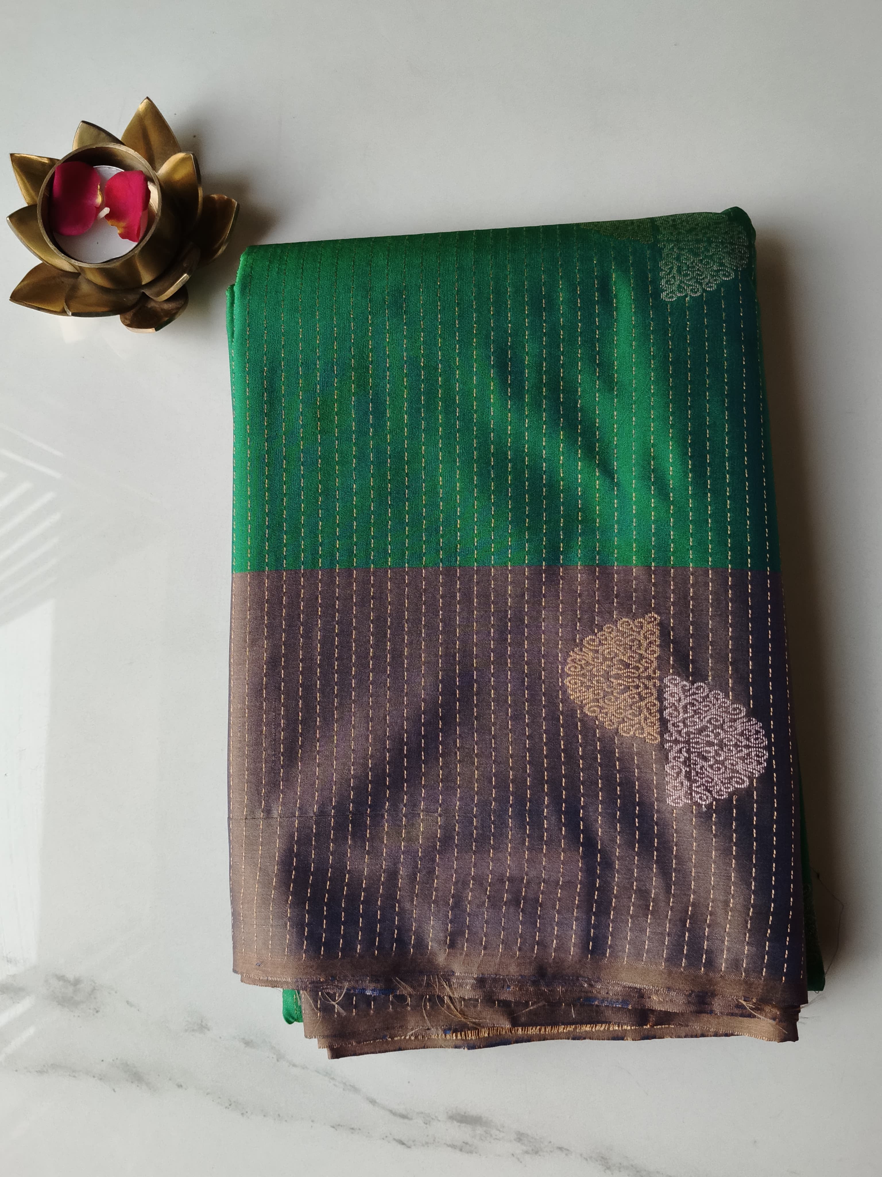 Soft Silk Leaf Green with Grey