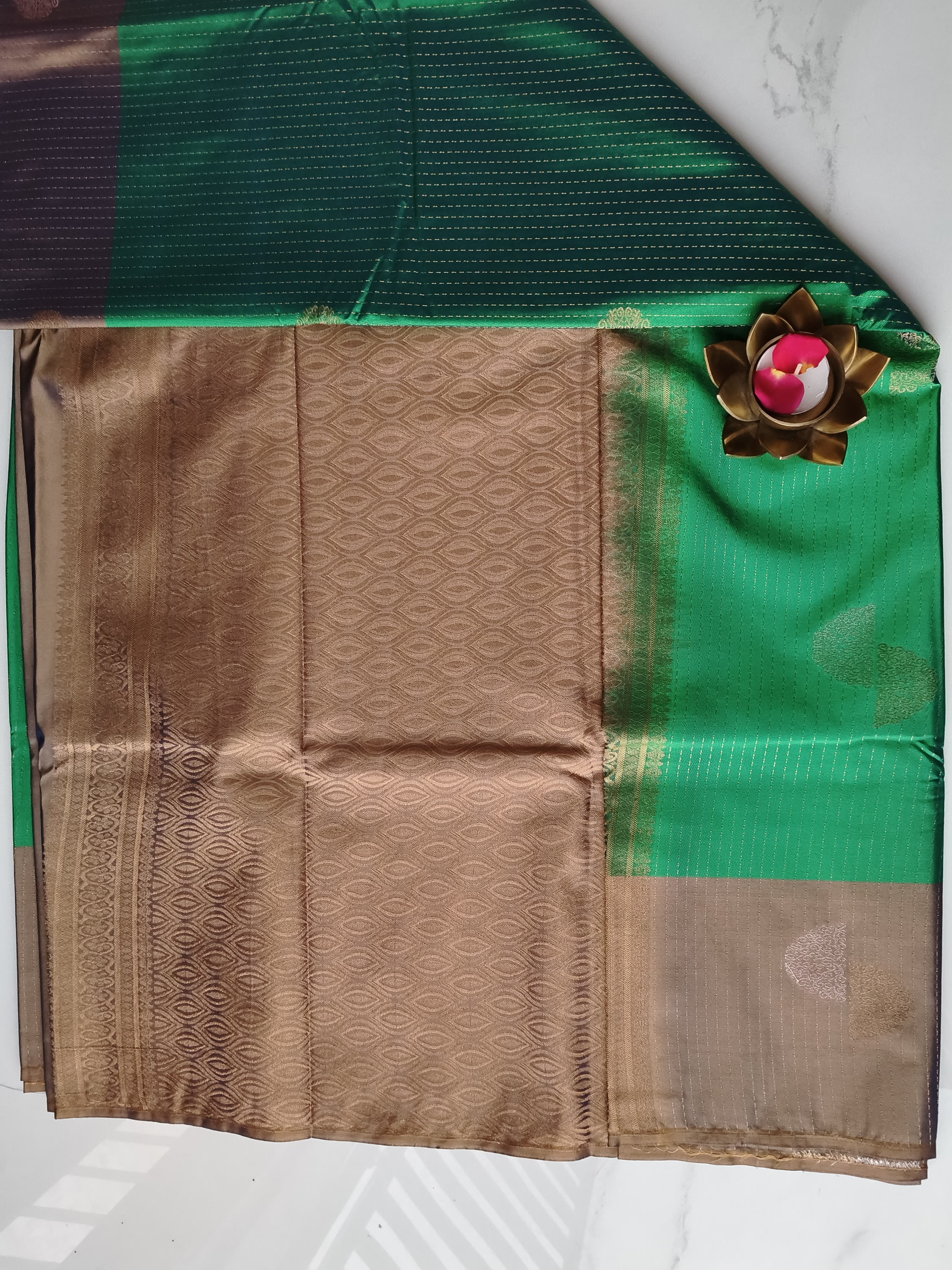 Soft Silk Leaf Green with Grey