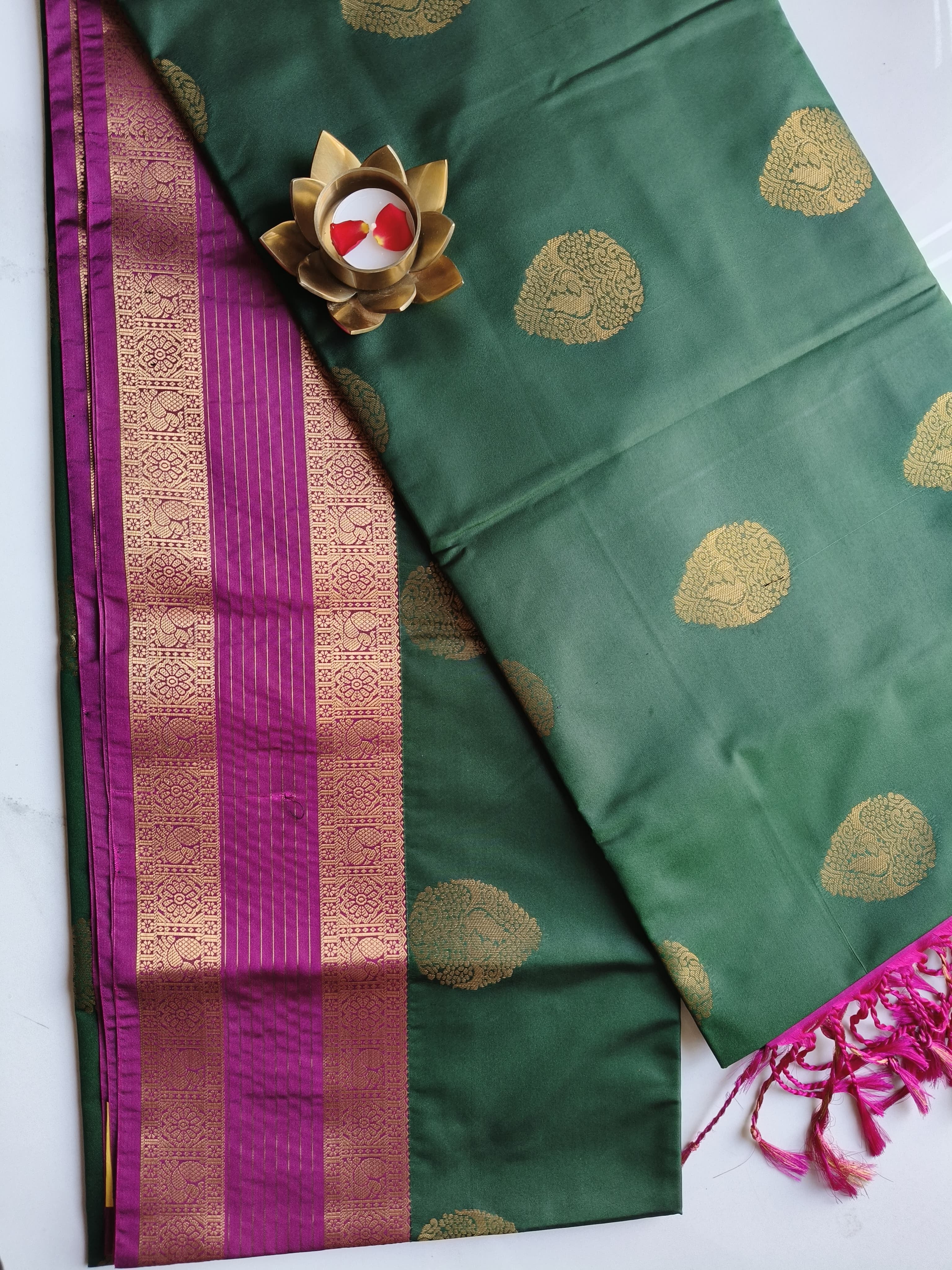 Soft Pattu Green with Magenta Pink
